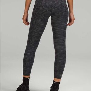 Lululemon Power Thru High-Rise Tight 25"  SZ: 10